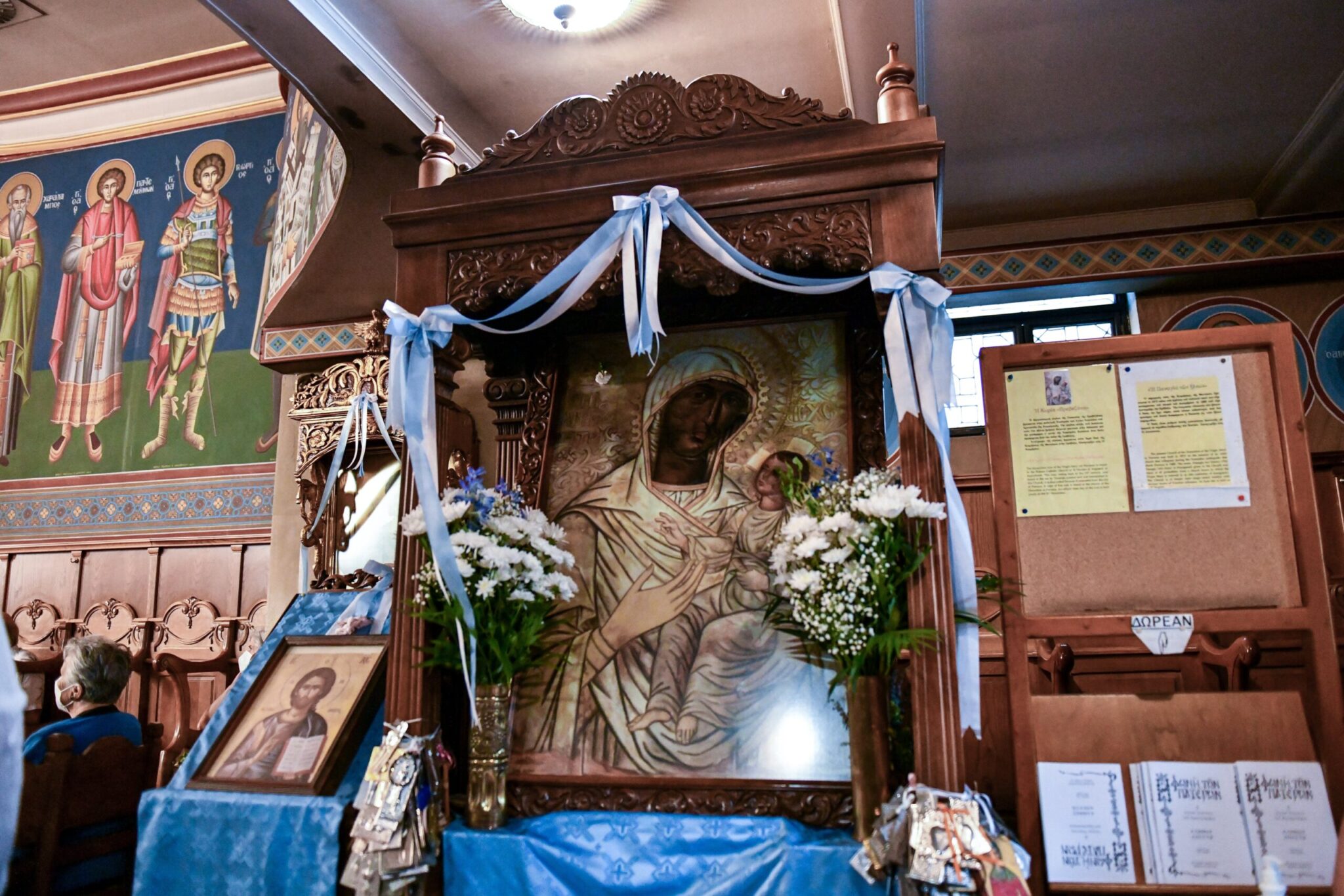 Η Παναγία στις καρδιές των Λαρισαίων - Εκκλησίες και έθιμα στον νομό 